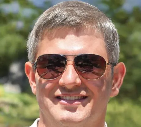 Carlos Martínez